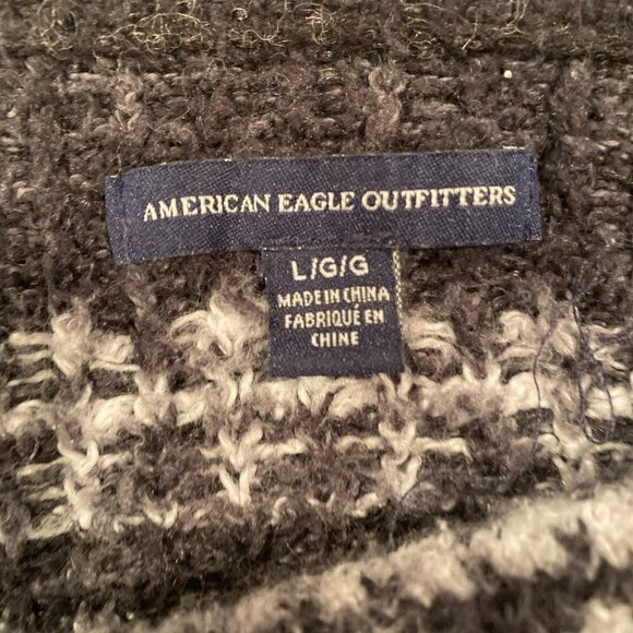 American Eagle Gray and White Women's Sweater Size Large - Picture 4 of 10